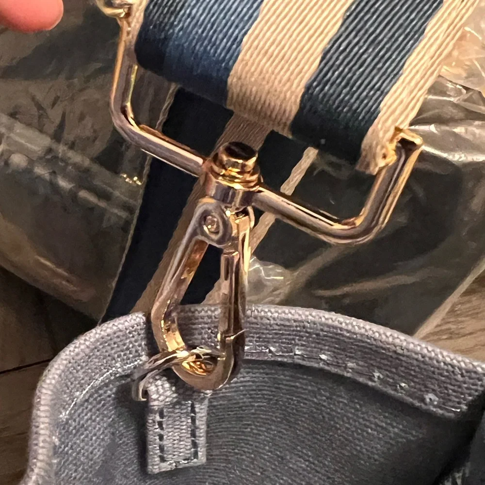 Marc Jacobs Light Blue Crossbody Tote Bag - Picture 16 of 16